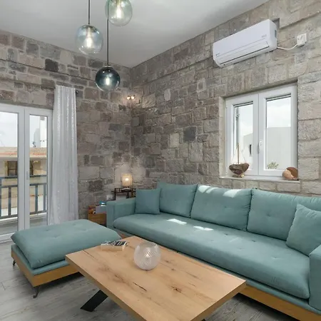 Apartment Balliu Triovasalos